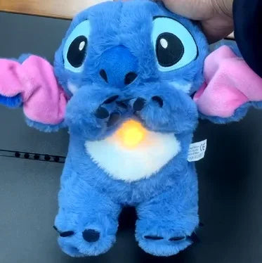 Boneca de Pelúcia Disney Lilo & Stitch com respiração, luz e música